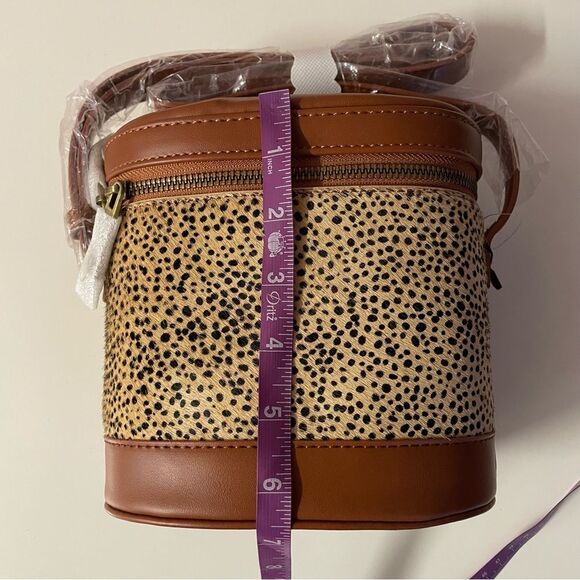 Street Level Faux Hair Brown Faux Leather & Tan Cheetah Print Bucket Bag NWT - Picture 6 of 9